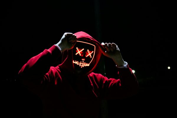 Murder party à Bordeaux : élucidez un meurtre captivant