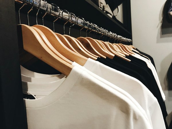 T-shirt serge blanco : alliez confort et style avec élégance.