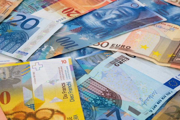 Apprenez à convertir francs en euros : méthode facile et rapide