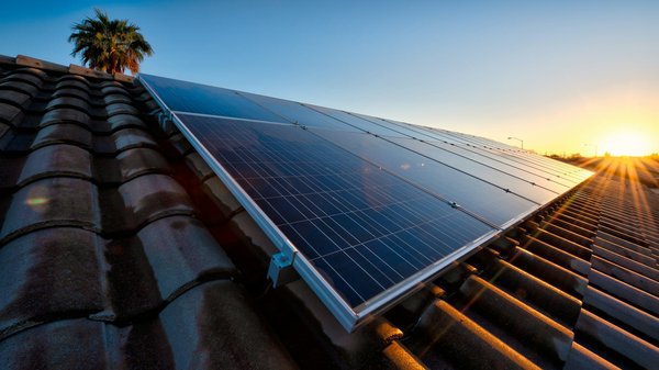 Les meilleurs kits plug and play de panneaux solaires en 2024